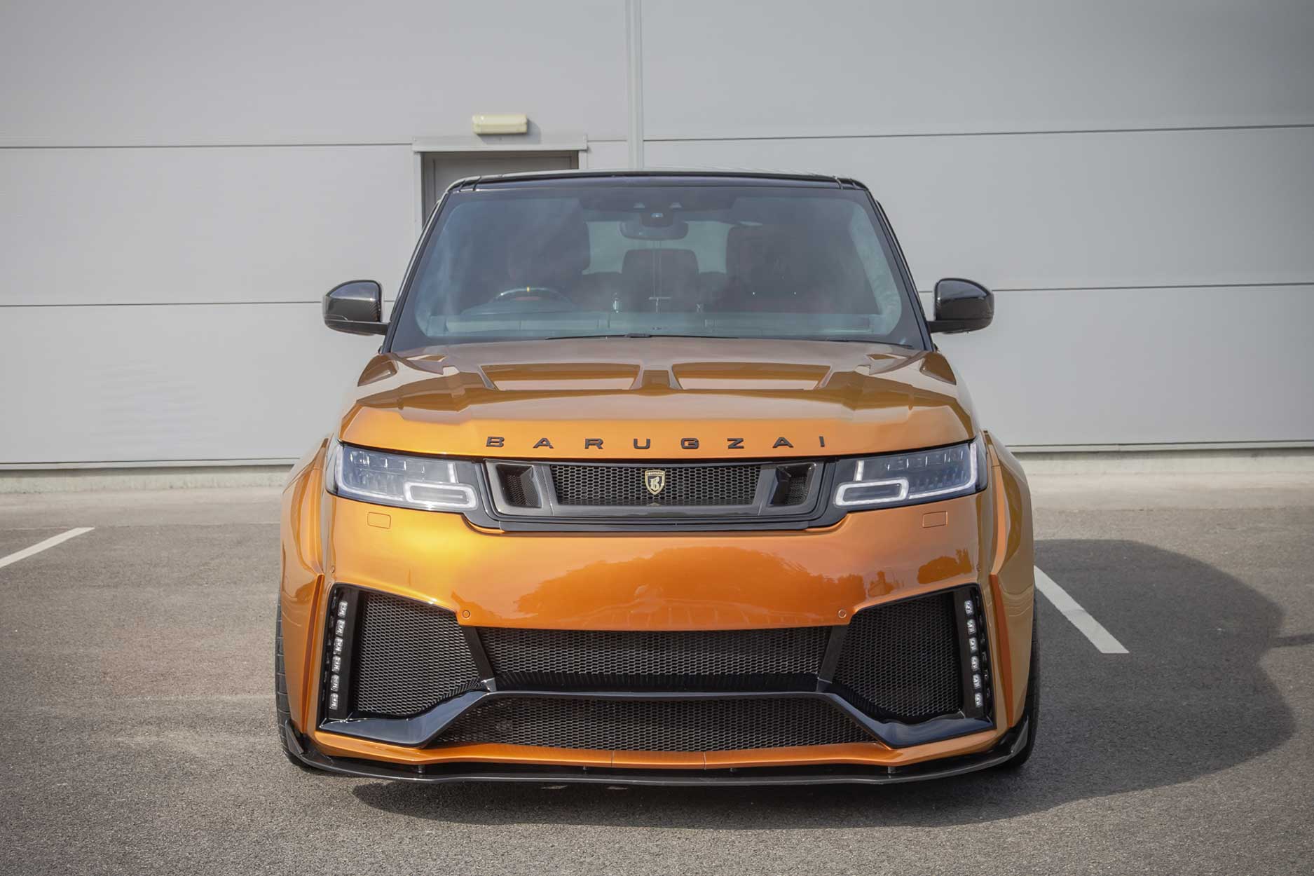 cabaro_magma_edition_front_hero_portfolio_gallery_container_1875x1250