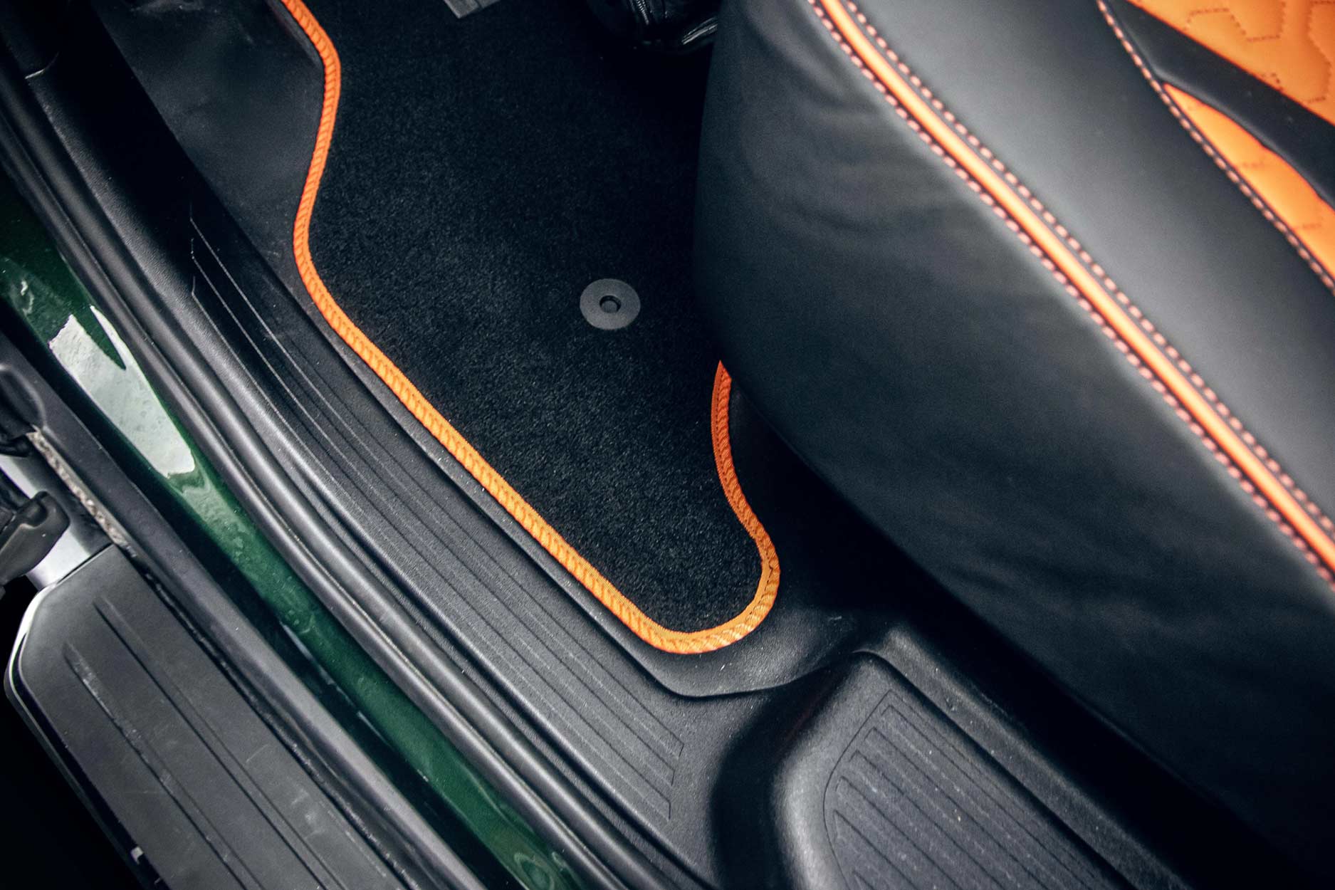 falcon_verdant_veil_interior_luxury_mat_detail