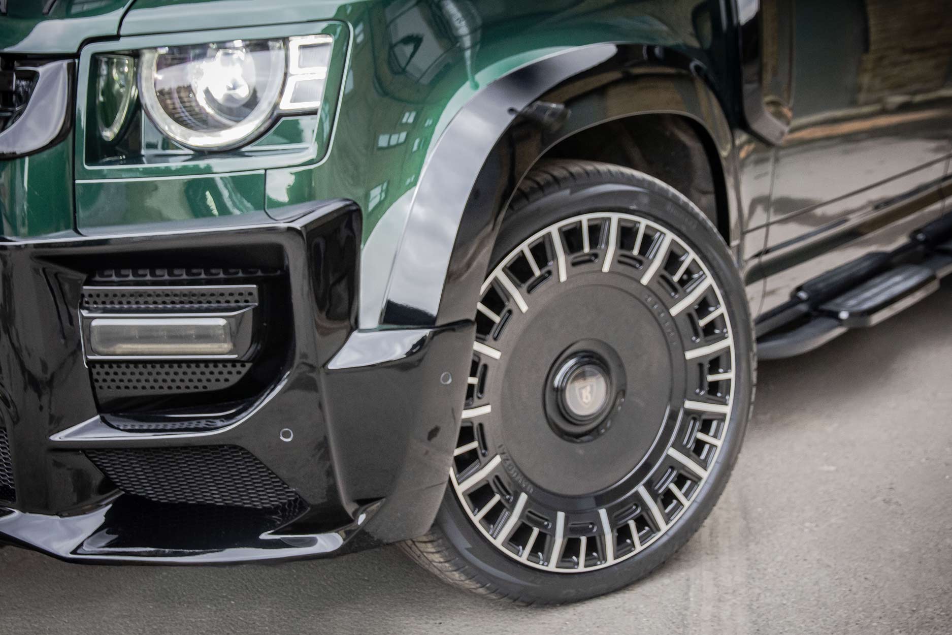 falcon_verdant_veil_wheels_front_qrtr_turn_detail_gallery